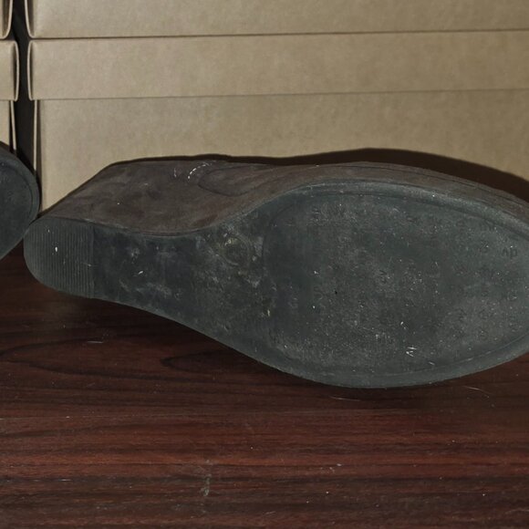 Dolce Vita Wedges - Picture 4 of 5